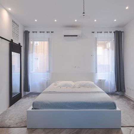 Studio City Триест Экстерьер фото