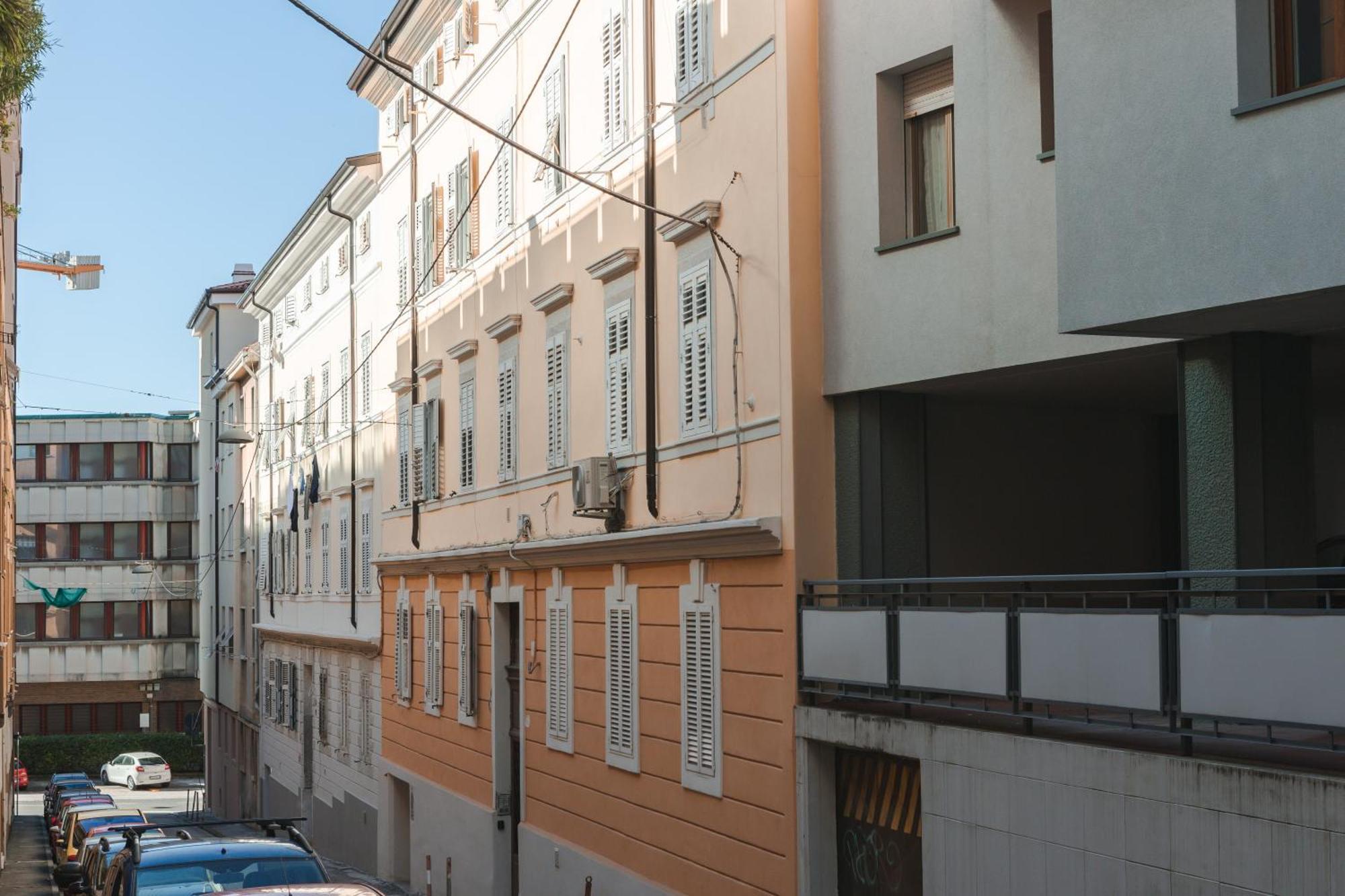 Studio City Триест Экстерьер фото